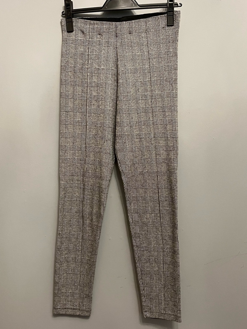 Zara Basics Plaid Pull-On Slim Leg Pants, size M